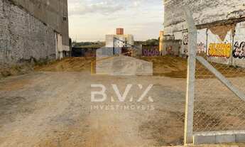 Imagem 4: Vende. Ótimo TERRENO 450 m², plano, na Av. Nogueira Padilha, em frente da Drogaria São Pau