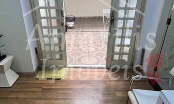 Imagem 2: Casa Assobradada com Espaço Gourmet, Quintal e Garagem para 4 Carros!!