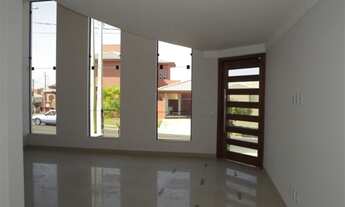 Imagem 3: Portal dos Ipês - Sobrado em Condomínio - AT: 300m². - AC: 320m². - 3 suítes (2 closets)