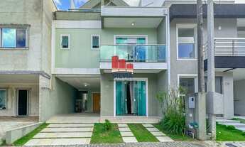 Imagem: Sobrado triplex à venda em condomínio