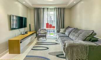 Imagem 3: Sobrado triplex à venda em condomínio fechado no bairro Pinheirinho