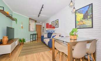 Imagem 2: Apartamento em frente ao Mercado Municipal do Capão Raso com vaga coberta