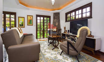 Imagem 5: Sobrado de 420 m² totais, com amplo quintal e edícula - Capão Raso