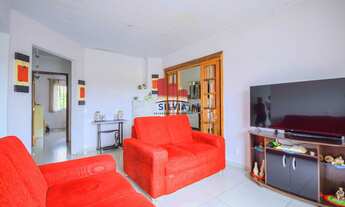 Imagem 4: Excelente sobrado no Capão Raso com 5 quartos, 210m² de área construída e 300m² de terreno