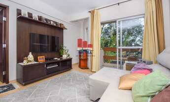 Imagem 2: Apartamento Espaçoso com 3 Quartos, suíte e sacada no Agua Verde