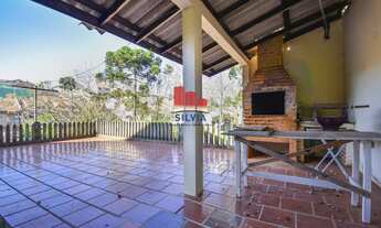 Imagem 6: Casa com quintal e amplo terreno no bairro Campo Comprido