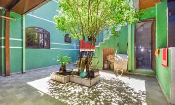 Imagem 3: Sobrado amplo com 3 quartos, churrasqueira e 5 vagas de Garagem no Tatuquara