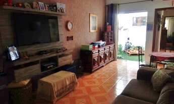 Imagem 6: O imóvel possui. sala com uma charmosa área de luz, cozinha espaçosa, clara e arejada, lav