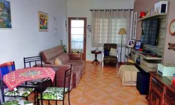 Imagem 7: O imóvel possui. sala com uma charmosa área de luz, cozinha espaçosa, clara e arejada, lav