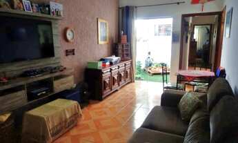 Imagem 3: O imóvel possui. sala com uma charmosa área de luz, cozinha espaçosa, clara e arejada, lav