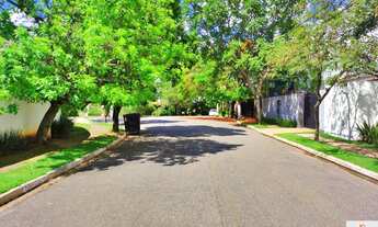 Imagem 2: Magnifico terreno, em um bairro com segurança e tranquilidade de um condomínio, o bairro a