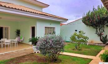 Imagem: Linda casa, ampla e aconchegante, em um