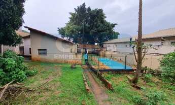 Imagem: Casa simples que serve tanto para com/res