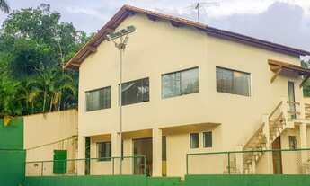 Imagem: Imóvel diferenciado, em condomínio fechado