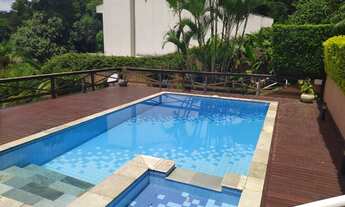 Imagem 5: Casa em condomínio com uma das melhores localizações da Granja Viana, 80% térrea!! Com um