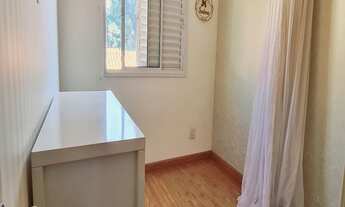 Imagem 5: Imóvel confortável, com entrada lateral, em condomínio charmoso com área de lazer bacana