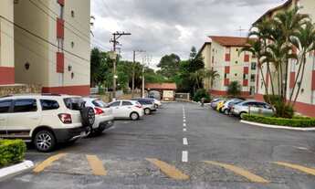 Imagem 3: Apartamento com três dormitórios, próximo a Granja Viana! Condomínio com lazer! Fácil aces