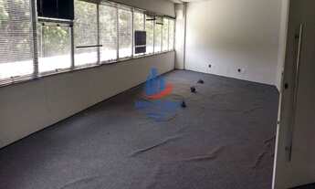 Imagem 6: Segurança 24 horas com ronda armada. Ruas pavimentadas e sinalizadas