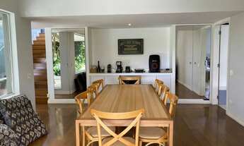 Imagem 5: Casa fantástica sólida, recém reformada, muito bem distribuída, com lindo projeto arquitet