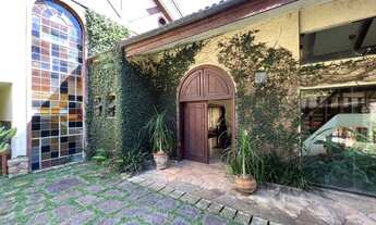 Imagem 5: Linda casa contemporânea integrada, com detalhes em pedra e ótimo acabamento