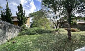 Imagem: LINDO LOTE COM 1.032m² de área! Em um