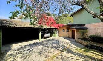 Imagem 4: Linda casa rústica integrada e avarandada com detalhes em tijolos aparentes, total privaci