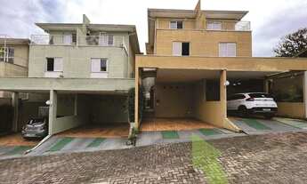 Imagem: Ótima casa! Geminada apenas de um lado