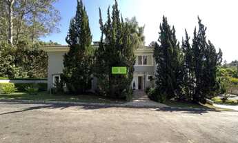 Imagem 2: Casa ENCANTADORA, com VISTA PRIVILEGIADA impecável!