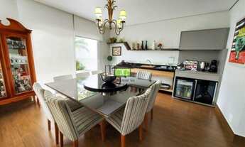 Imagem 3: Casa em condomínio, próximo a Granja Viana. Com clube e segurança!