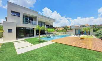 Imagem: Mansão em condomínio na próximo a Granja