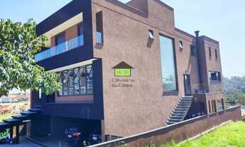 Imagem: Casa alto padrão em condomínio próximo