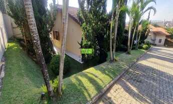 Imagem 4: Linda casa praticamente térrea (apenas 5 degraus para a área íntima), com privacidade, ó