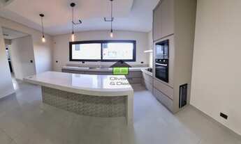 Imagem 2: Linda casa, nova, moderna, em um dos melhores condomínios da Granja Viana. Com acesso pelo