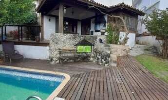 Imagem 2: Sobrado em condomínio, acesso pelo KM 26,5 da Rodovia Raposo Tavares. Condomínio com clube