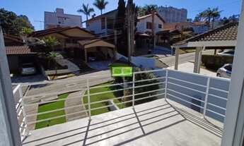 Imagem 7: Casa em condomínio fechado com 3 dormitórios, sendo 1 suíte, clara, com armários, excelent