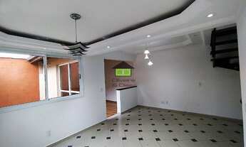 Imagem 6: Casa em condomínio próximo a Granja Viana, em condomínio com boa estrutura piscinas, campo