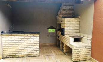 Imagem 4: Casa em condomínio próximo a Granja Viana, em condomínio com boa estrutura piscinas, campo