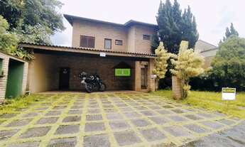 Imagem 4: Casa em condomínio com 4 suítes, próximo a Granja Viana. Condomínio com clube