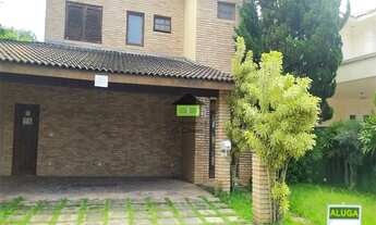 Imagem 2: Casa em condomínio com 4 suítes, próximo a Granja Viana. Condomínio com clube