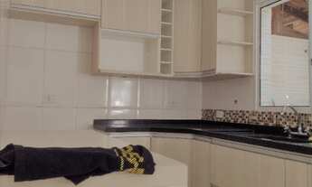 Imagem 7: Casa em Condomínio à Venda em Cotia-SP, 2 Quartos, 2 Salas, 2 Banheiros, 1 Vaga na Garagem