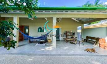 Imagem 2: Apresentamos a casa principal que é composta por 3 excelentes quartos, sendo 1 suíte perfe