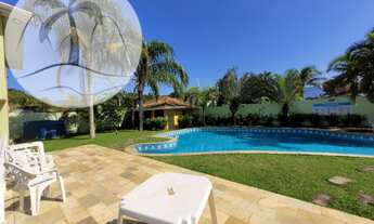 Imagem 5: Sobrado com 2 suítes em Condominio fechado com quintal e piscina