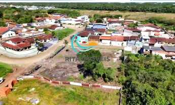 Imagem: Está à venda uma área incrível, com