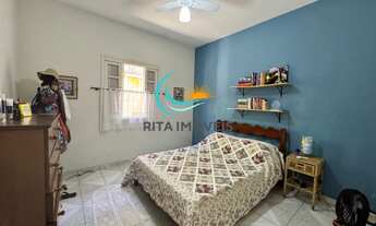 Imagem 4: Que tal morar em uma casa de praia com piscina e confortável a apenas 300 metros da praia!