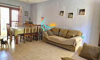 Imagem 2: Sobrado em Condomínio fechado, com duas suítes, quintal com churrasqueira privativa