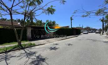 Imagem 2: Casa à venda no Centro de Bertioga-SP com 3 quartos, 1 sala, 2 banheiros, 5 vagas e 930m2