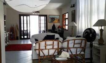 Imagem 7: Sobrado com 4 dormitórios, sendo 2 suítes em condomínio fechado no centro!