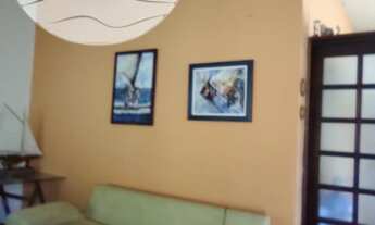 Imagem 2: Sobrado localizado a apenas 70 metros da praia de águas calmas do bairro do Indaiá