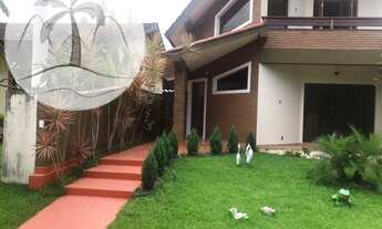 Imagem 2: Sobrado grande em condomínio fechado no Centro de Bertioga com Piscina