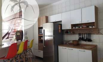 Imagem 4: Belíssimo sobrado em condomínio, localizada aproximadamente100 metros da praia de Maitinga